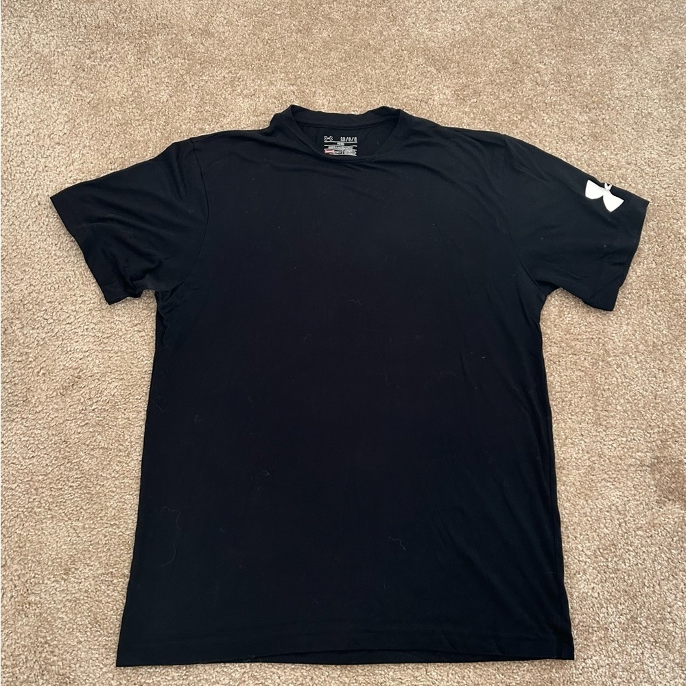 Under Armour Men's Black T-Shirt